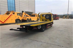 呼玛非事故拖车